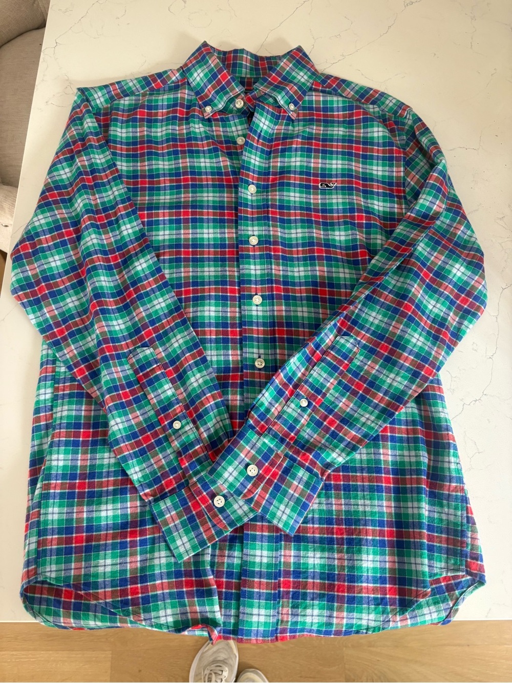 Like New Vineyard Vines Men’s Plaid Button-Up Shirt in Green, Blue & Red
